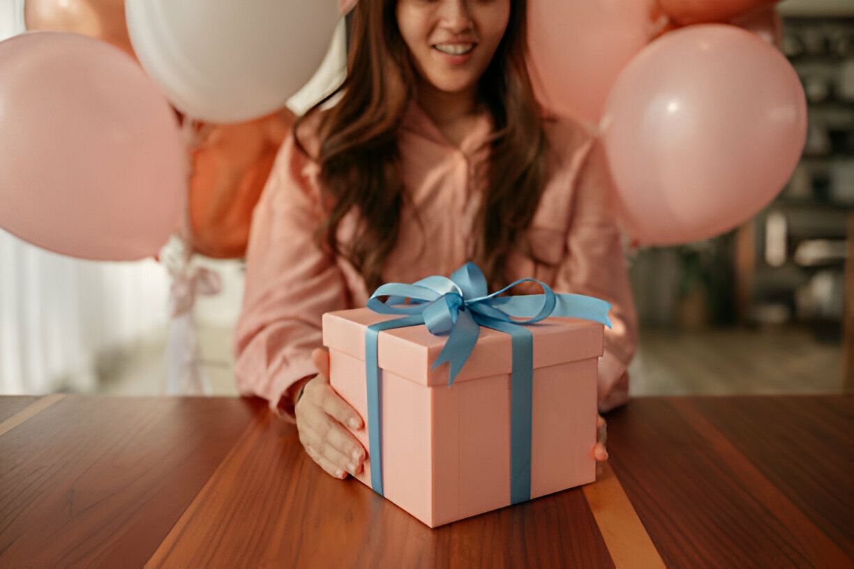 thoughtful & fun gifts ideas for your friend's perfect 21st birthday